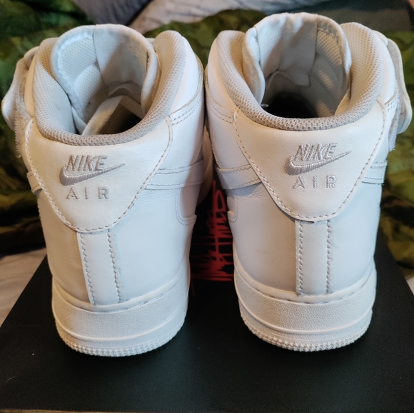 COPY - Nike Air Force 1 '07 Mid White - Picture 6 of 7